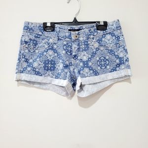 Y2k 2000s Blue paisley pattern low rise shorts size 3